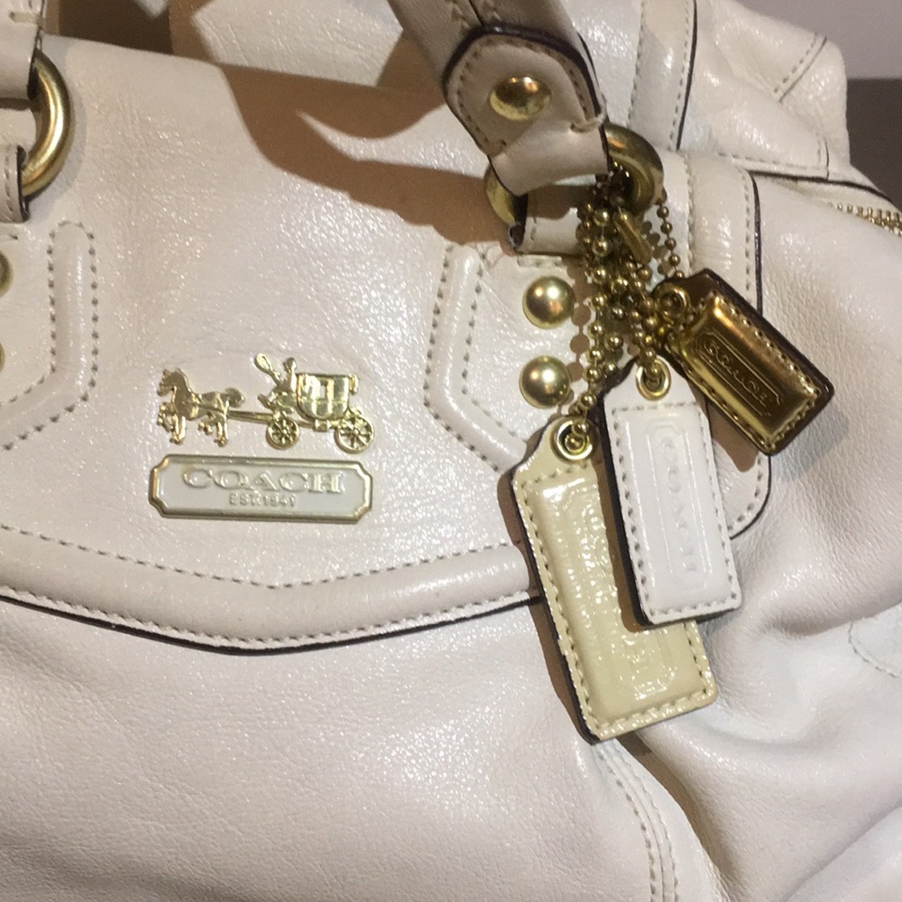 Classic coach white leather purse, gold hardware